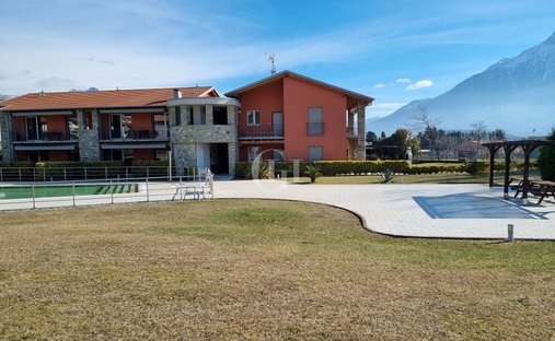Apartamento en Gravedona ed Uniti, Lombardía, Italia 1