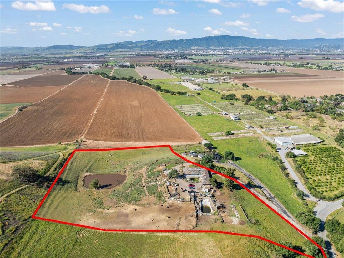 House in Gilroy, California, United States 4 - 17724782
