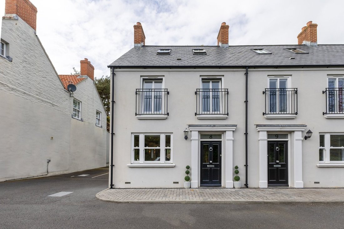 House in England 2 - 17724799