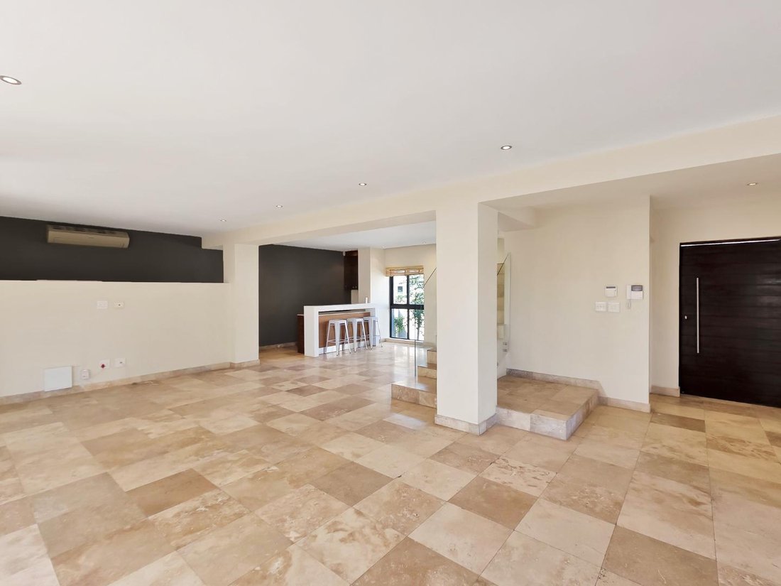 House in City Centre, Cape Town, South Africa 4 - 17725184