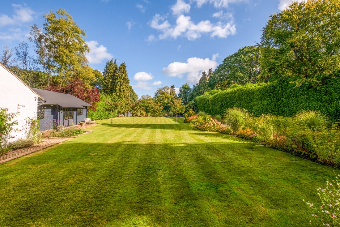 Casa a Kingswood, Reigate and Banstead, Inghilterra 4 - 17724935