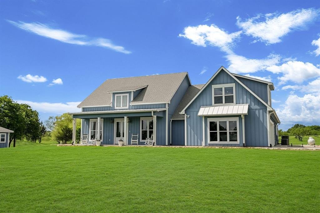 House in Sunset, Texas, United States 2 - 17725101