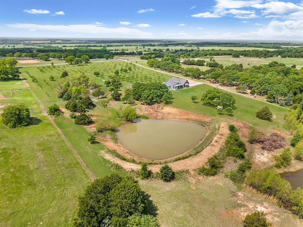 House in Sunset, Texas, United States 3 - 17725101