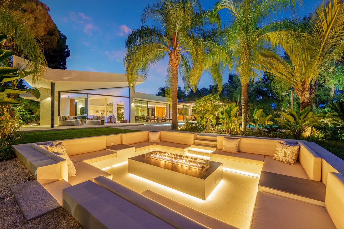 Villa in Elviria-Cabopino, Marbella, Spain 3 - 17725191