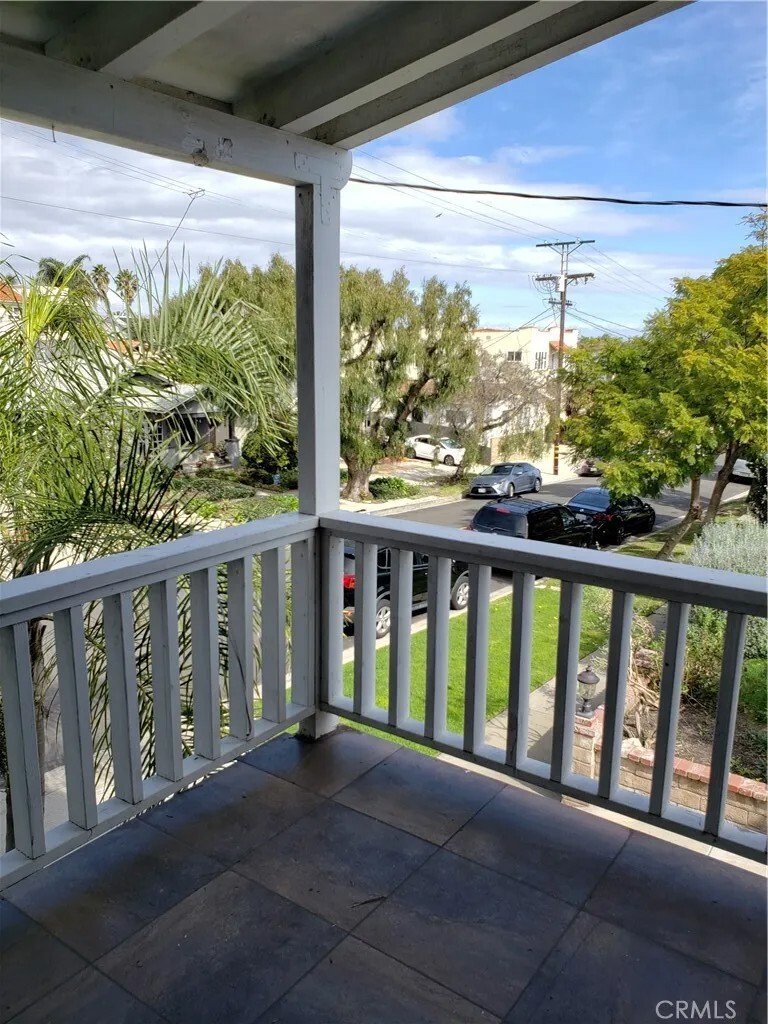 Los Angeles, California, United States 4 - 17725037