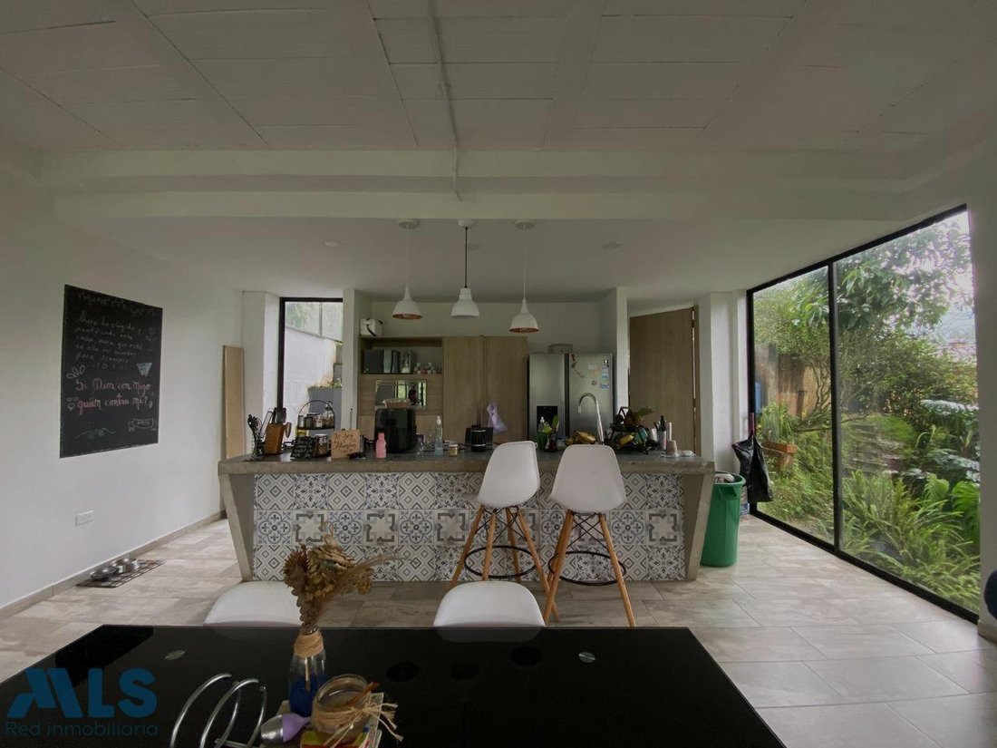House in La Estrella, Antioquia, Colombia 2 - 17725173