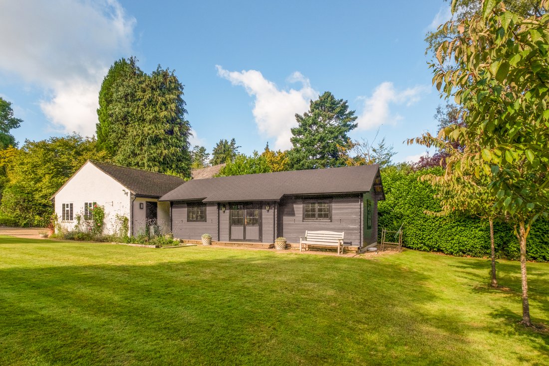Casa a Kingswood, Reigate and Banstead, Inghilterra 5 - 17724935