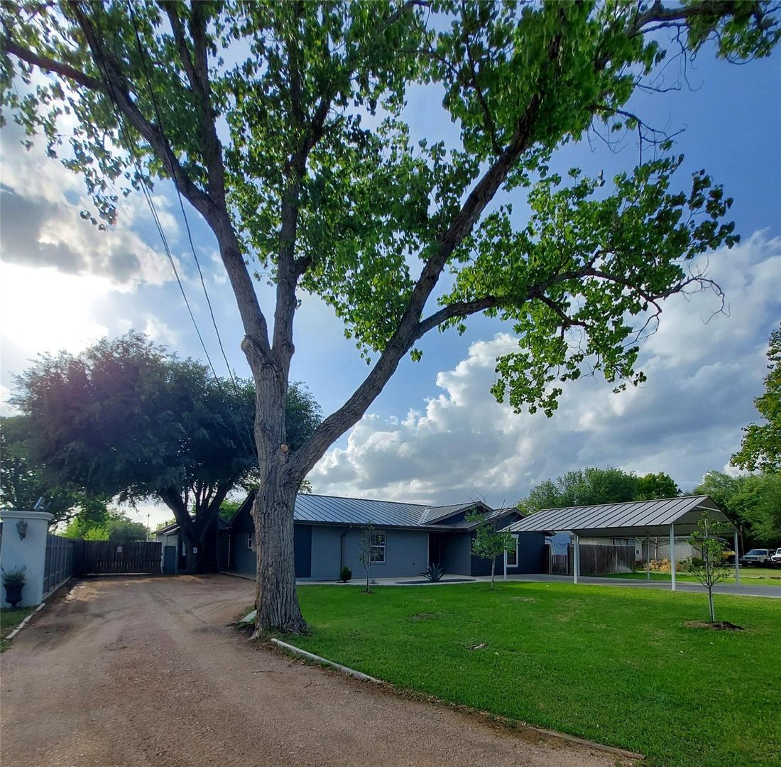 House in Hutto, Texas, United States 3 - 17725113
