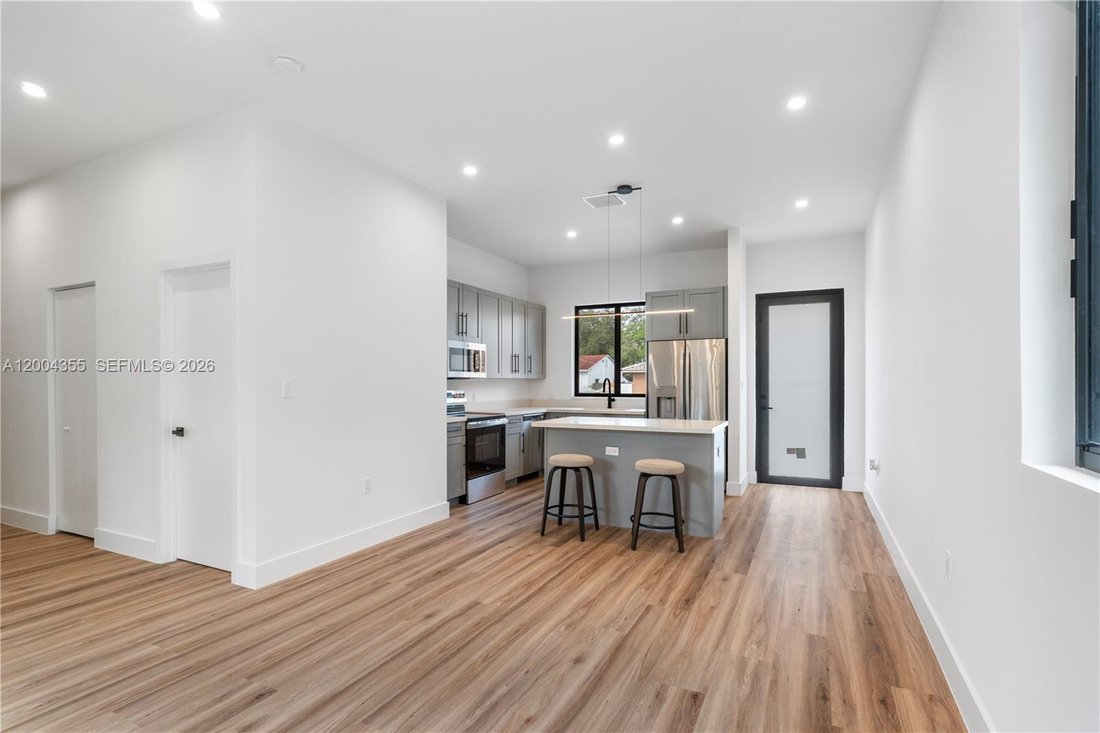 Townhouse in Miami, Florida, United States 5 - 17725076