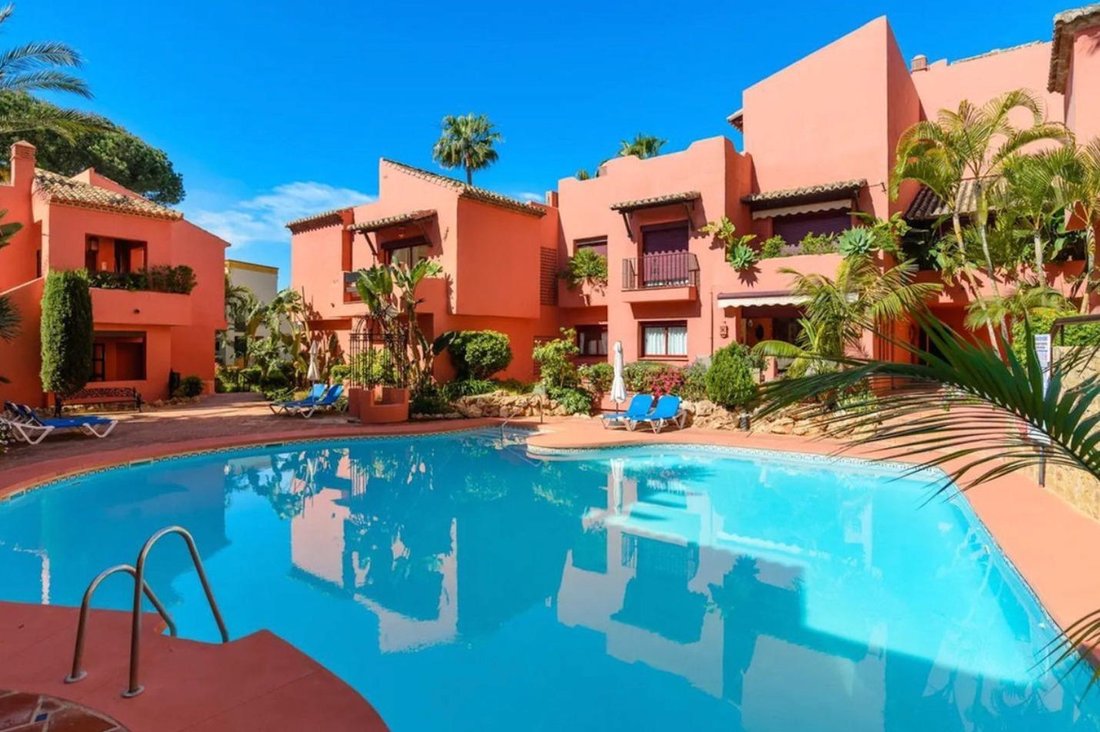 Apartment in Elviria-Cabopino, Marbella, Spain 2 - 17724949