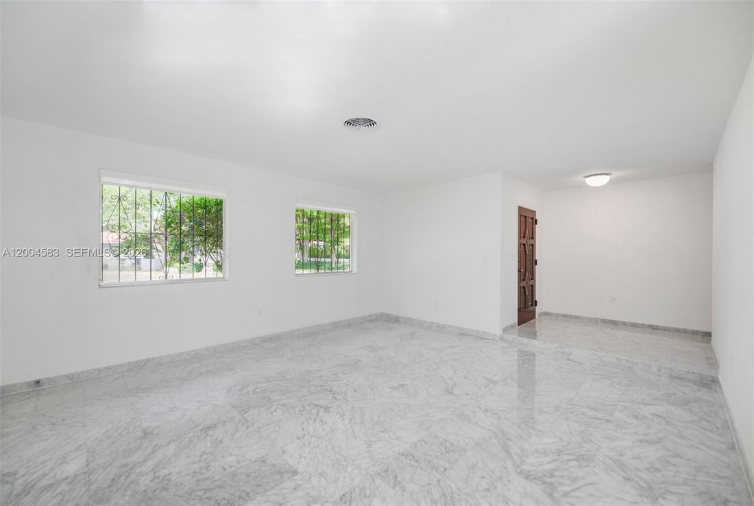 House in Coral Gables, Florida, United States 3 - 17725015
