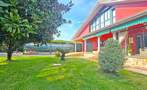 Villa in Llanera, Asturien, Spanien 1