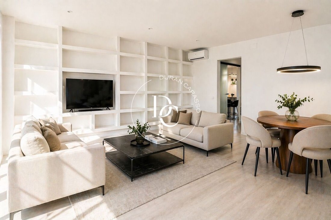 Apartment in Eixample, Barcelona, Spain 1 - 17676103
