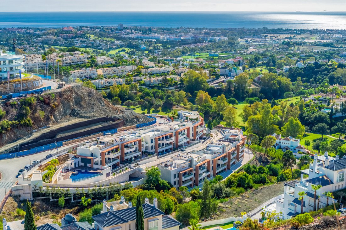 Penthouse in Benahavis, Andalusia, Spain 3 - 17725404