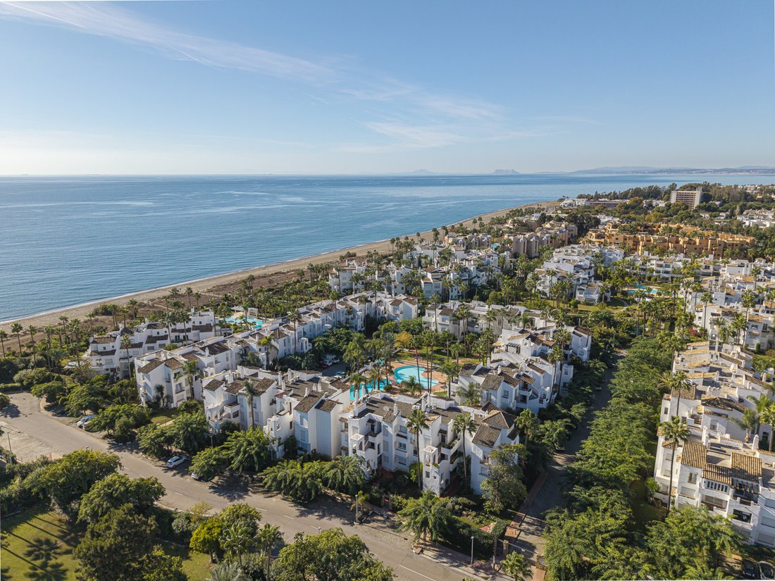 Apartment in Cancelada, Estepona, Andalusia 4 - 17725578