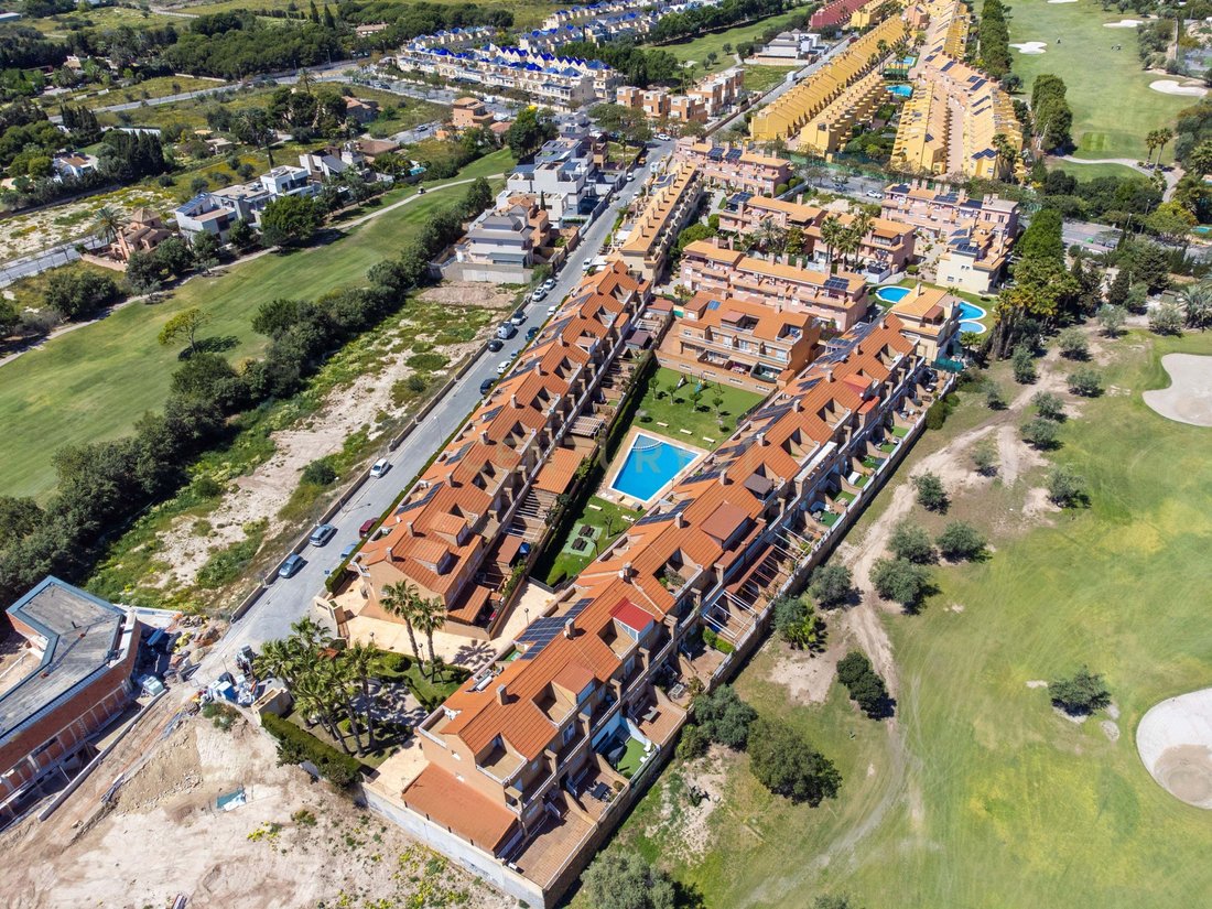 Villa in Alicante, Valencian Community, Spain 2 - 17725450