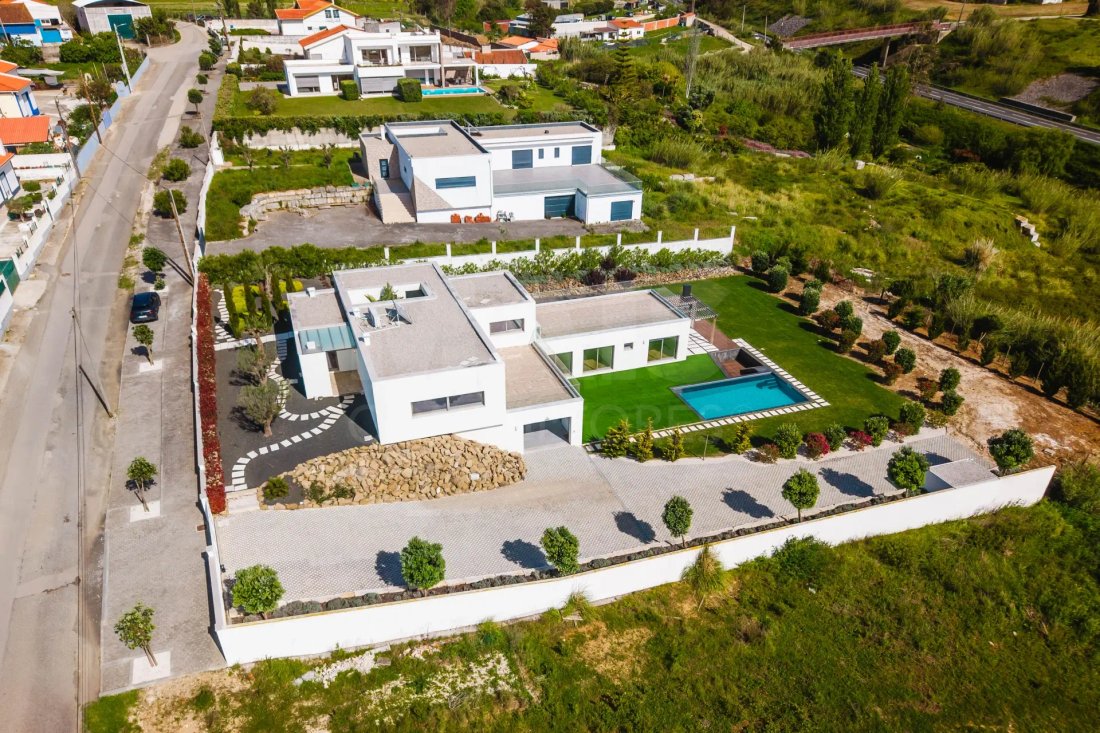 Villa in Atouguia da Baleia, Leiria District, Portugal 1 - 17725600