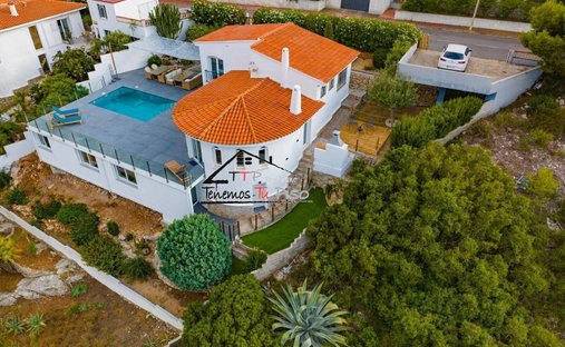 Villa in Peniscola / Peniscola, Valencian Community, Spain 1