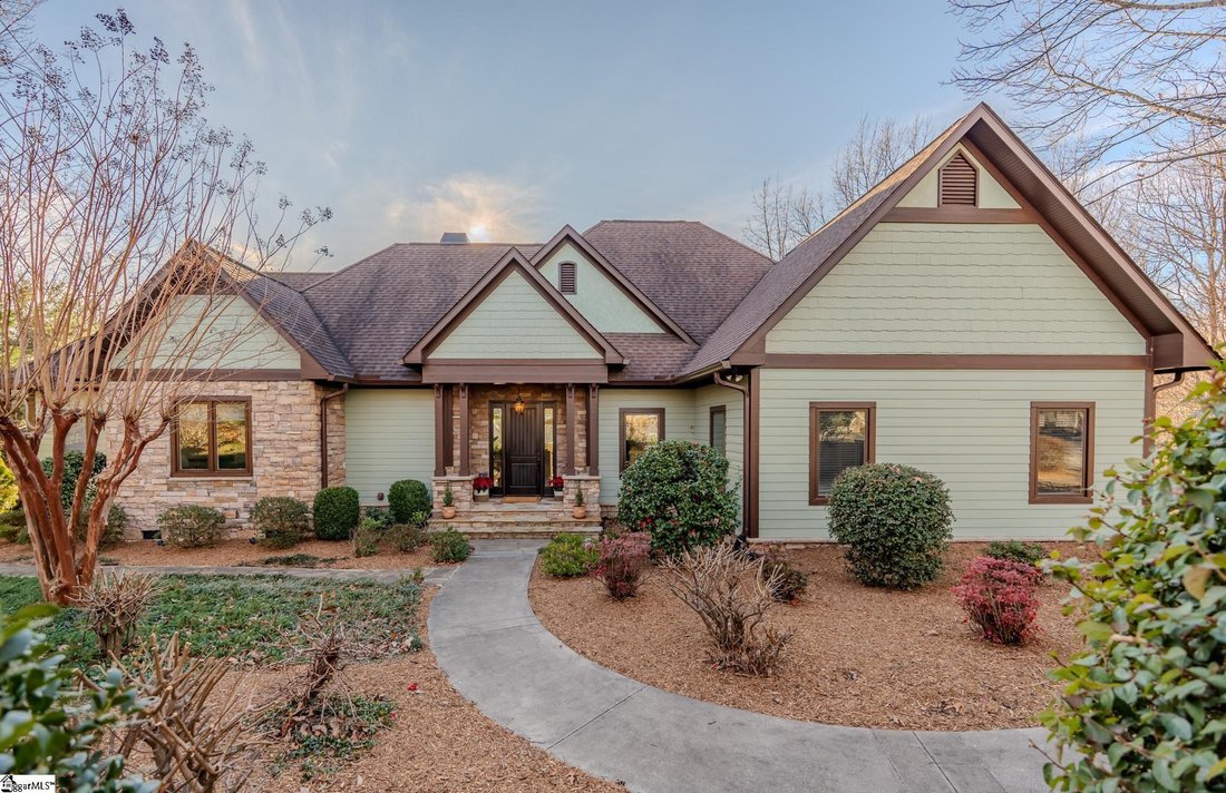 House in Landrum, South Carolina, United States 1 - 16955022