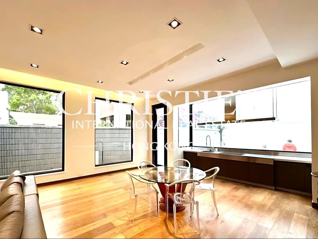 House in Hong Kong, Hong Kong 3 - 17726058