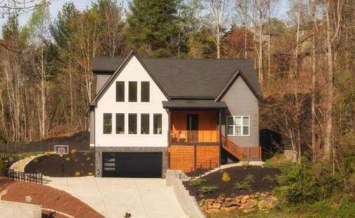 House in Weaverville, North Carolina, United States 1
