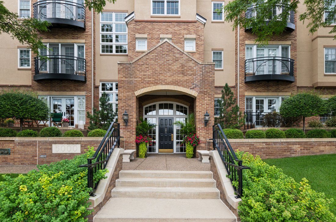 Condo in Minneapolis, Minnesota, United States 3 - 17725865