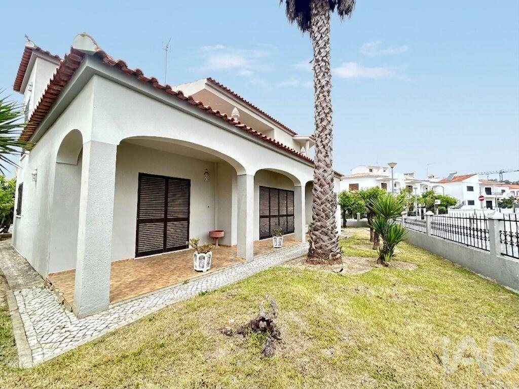 Townhouse in Loule (Sao Clemente), Algarve, Portugal 1 - 17725973