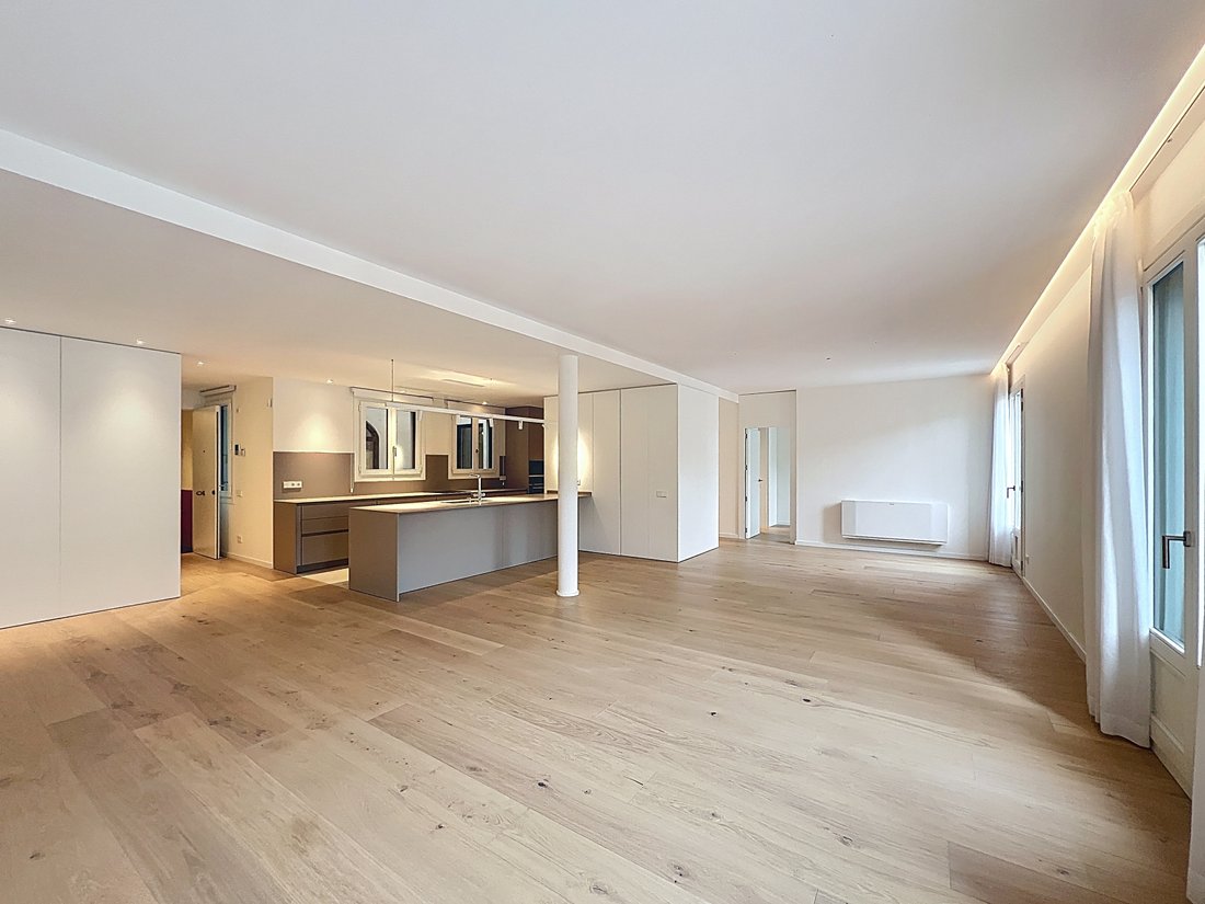 Apartment in Eixample, Barcelona, Spain 4 - 17725666