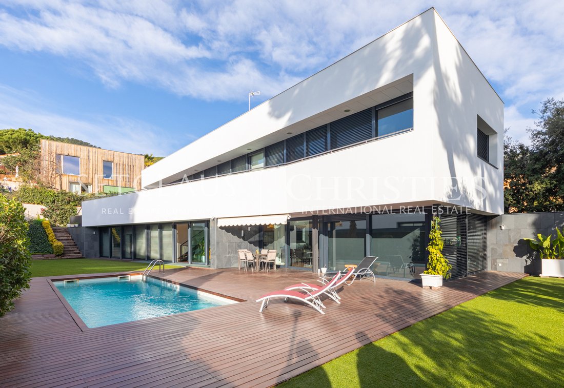 Chalet in Premia de Mar, Catalonia, Spain 1 - 17725766