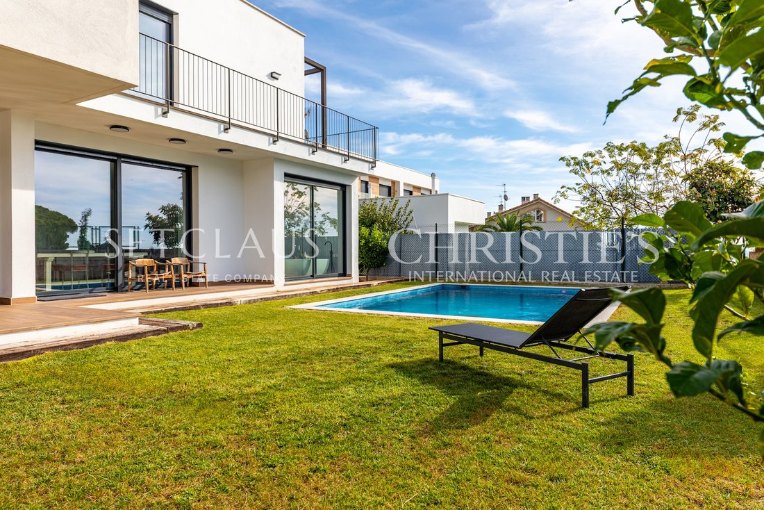 Chalet in Premia de Dalt, Catalonia, Spain 4 - 17725823