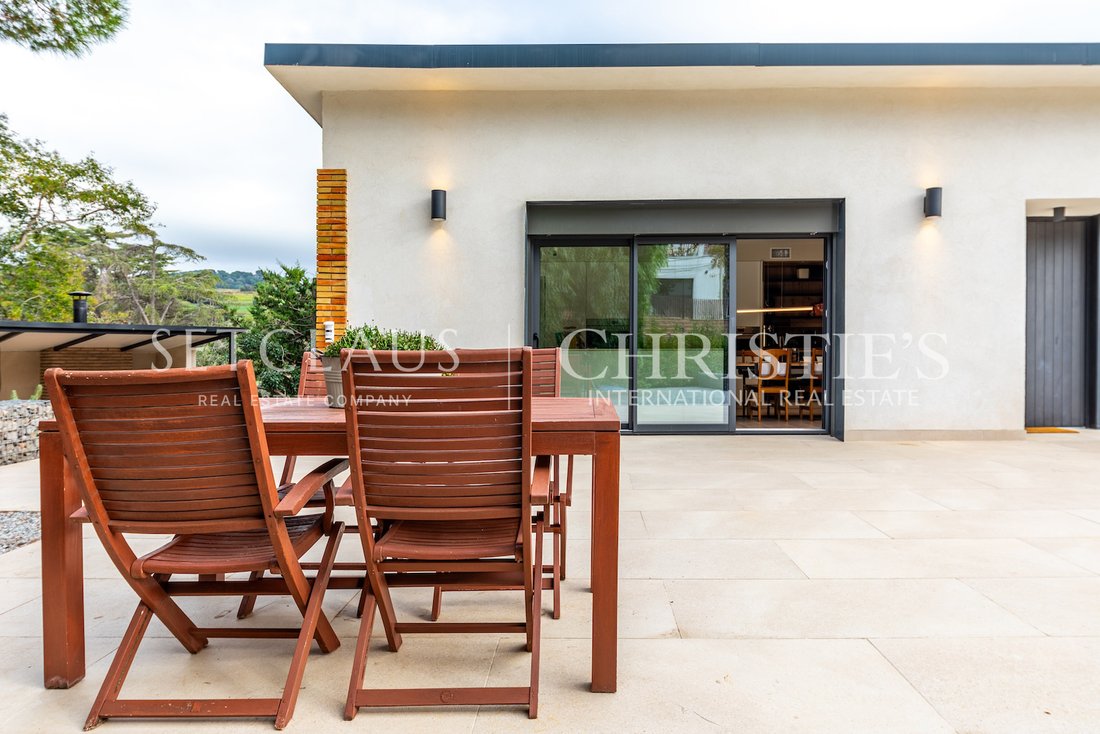 Chalet in Tiana, Catalonia, Spain 3 - 17725789