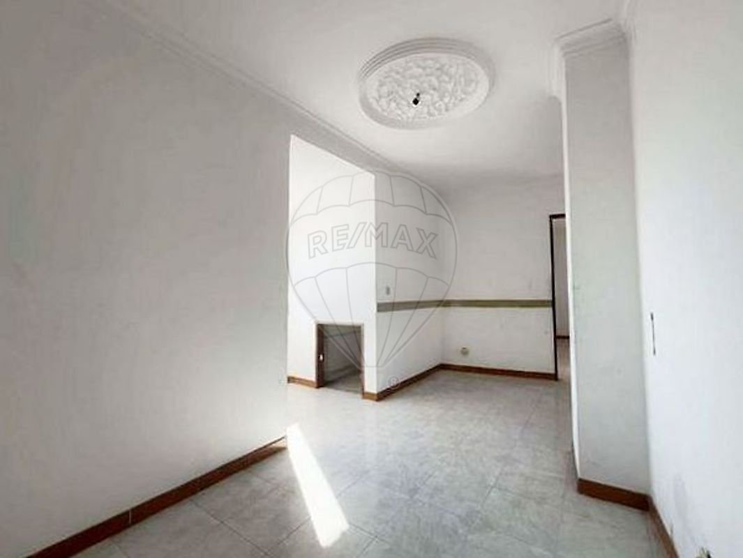 Autres à Pontinha e Famoes, Lisbonne, Portugal 5 - 17725921