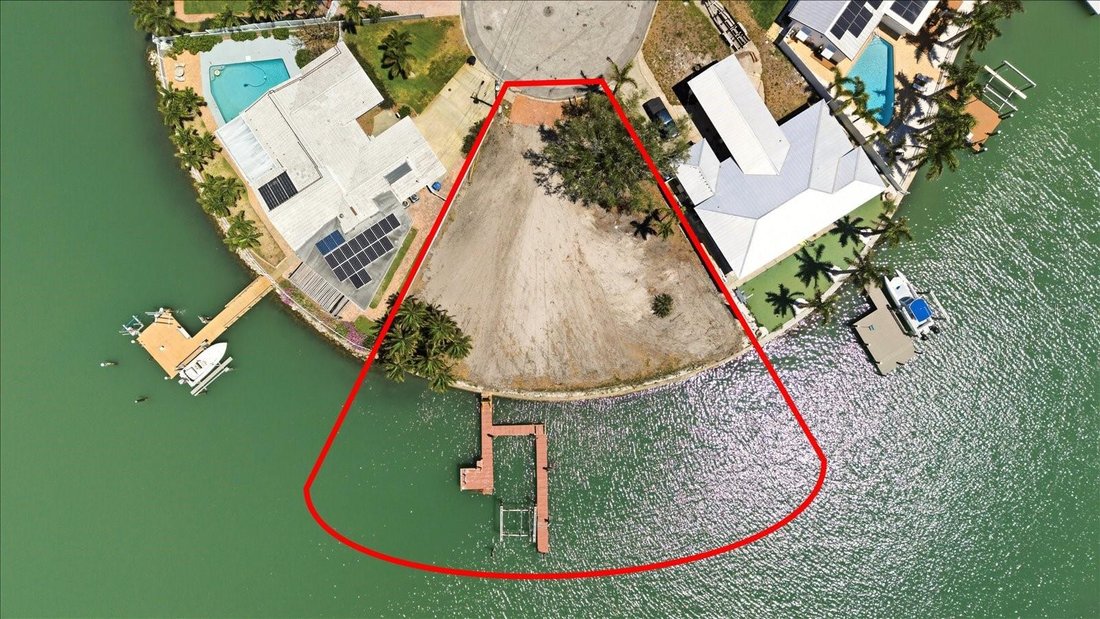Land in St. Petersburg, Florida, United States 1 - 16378516