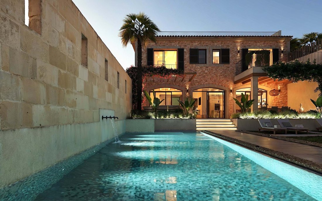 Townhouse in ses Salines, Balearic Islands, Spain 1 - 17726089