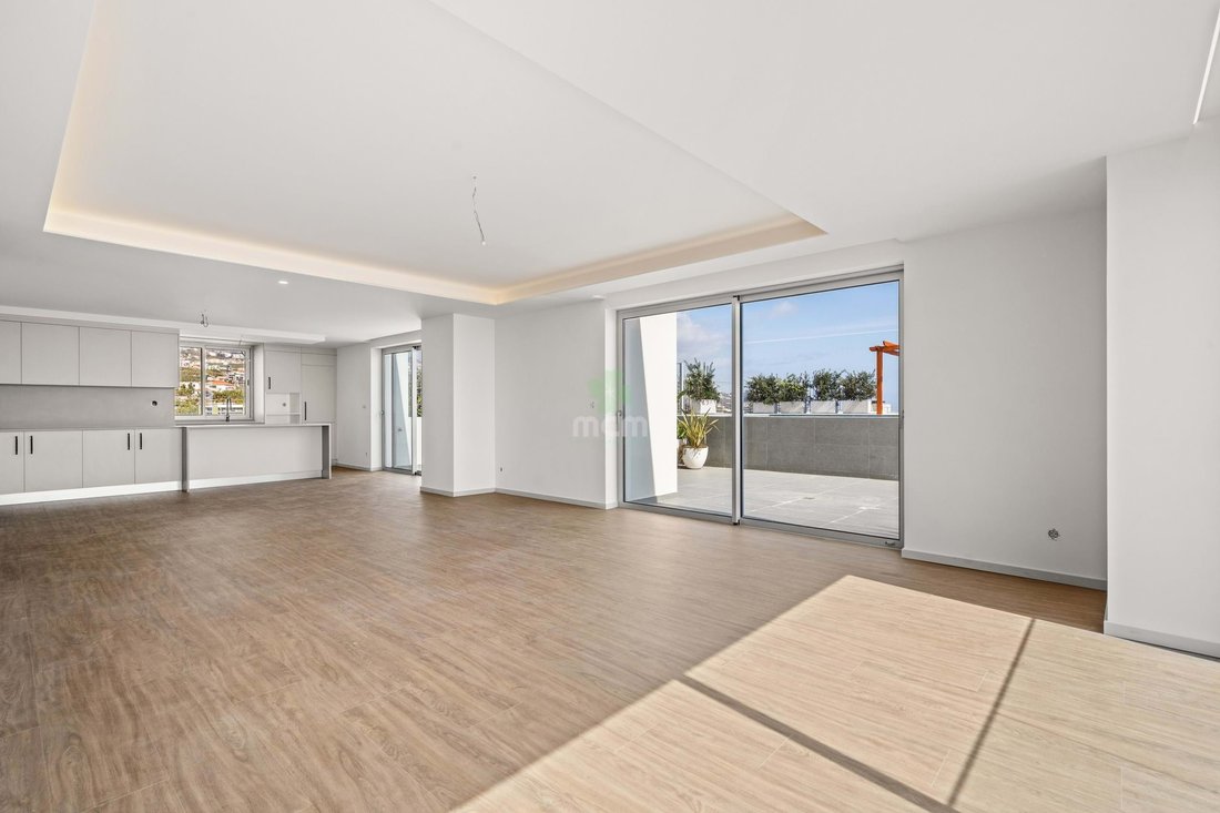 Apartment in Camara De Lobos, Madeira, Portugal 3 - 12838147