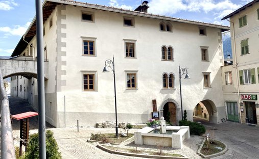Estate in Male, Trentino – Alto Adige/Südtirol, Italy 1