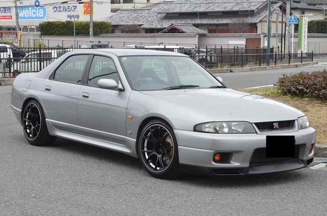Sedan in Osaka, Japan 3 - 17726096