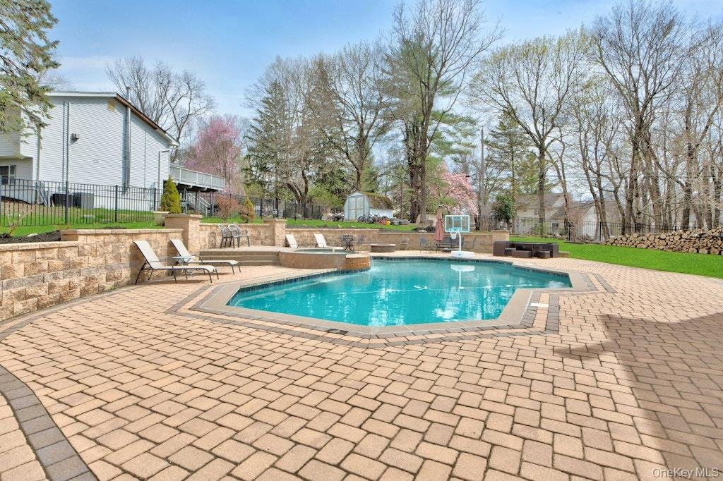 House in Montebello, New York, United States 2 - 17726210