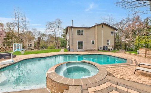 House in Montebello, New York, United States 1