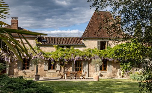 House in Beaulieu, Perigueux, France 1