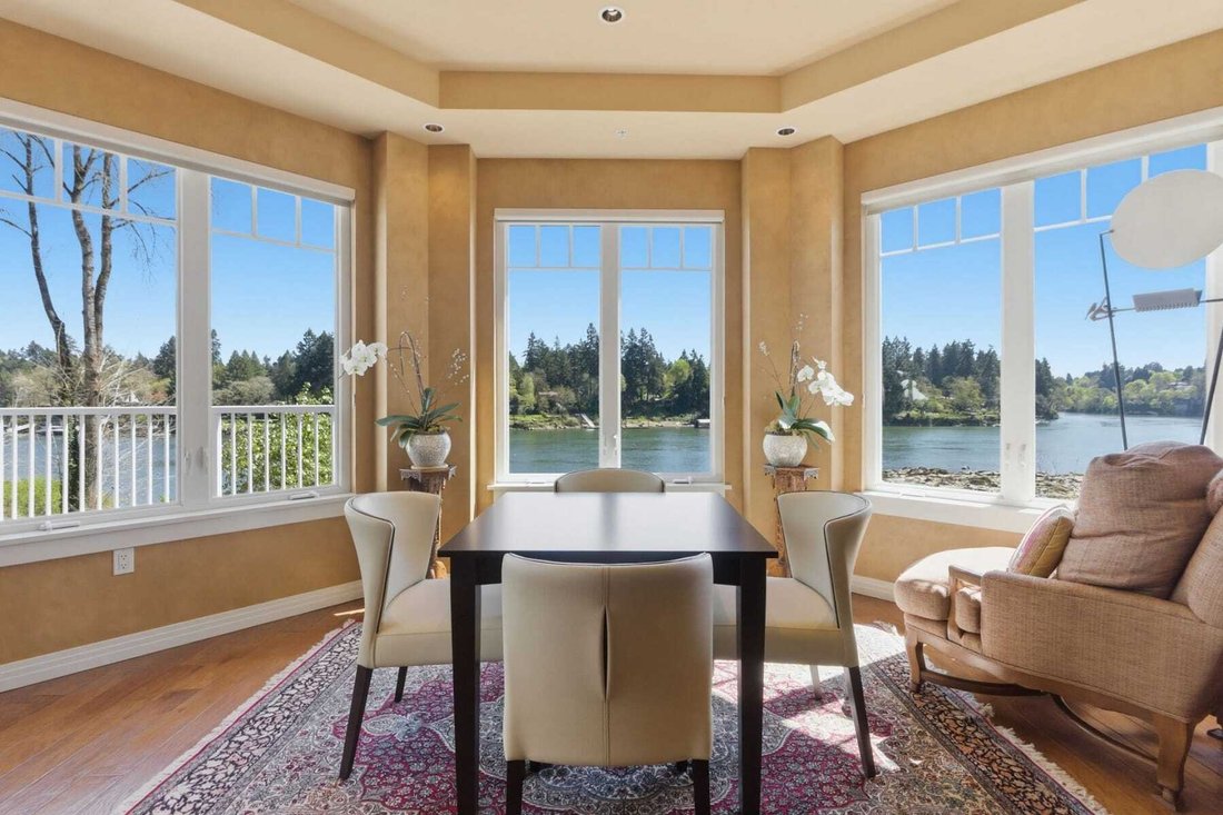 Condo in Lake Oswego, Oregon, United States 5 - 17732513