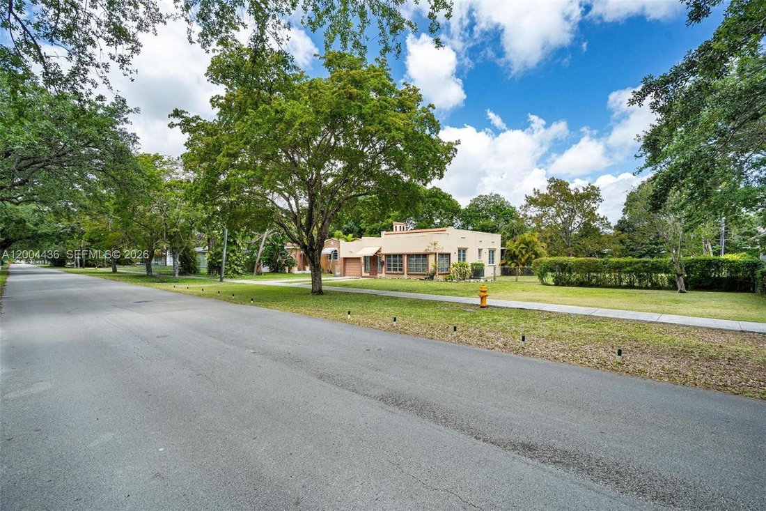 House in Miami Springs, Florida, United States 1 - 17729759
