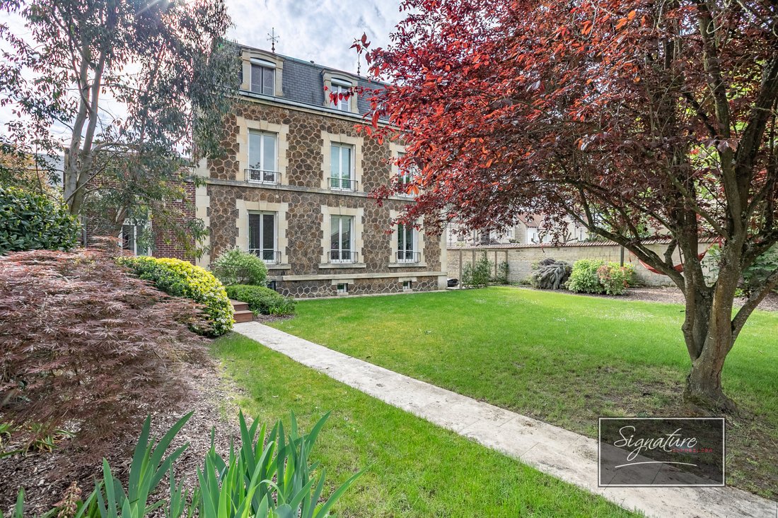 House in Chantilly, Hauts-de-France, France 1 - 17730365