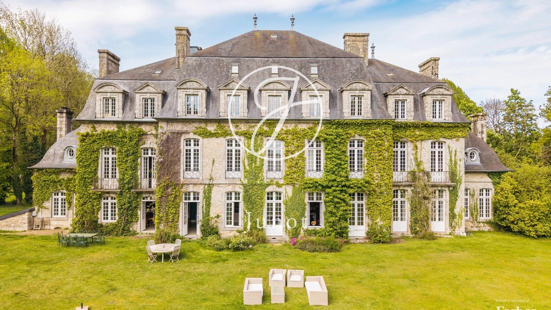 Castle in Kervaric-Kerichant-Lanveur, Lorient, France 1 - 17655250