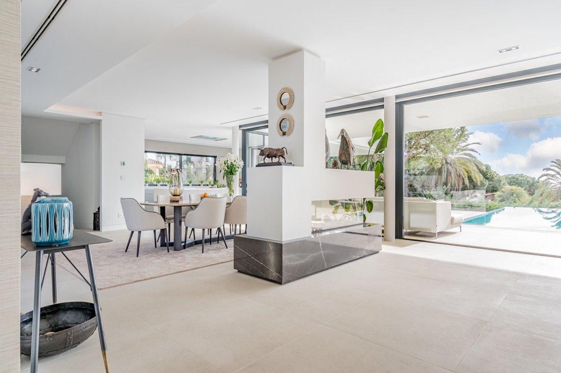 Villa in Elviria-Cabopino, Marbella, Spain 2 - 17726720