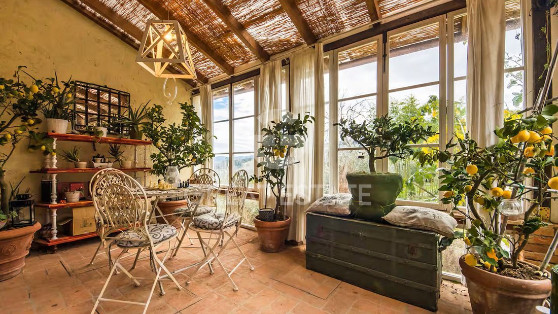 Estate in Gambassi Terme, Tuscany, Italy 2 - 17729367