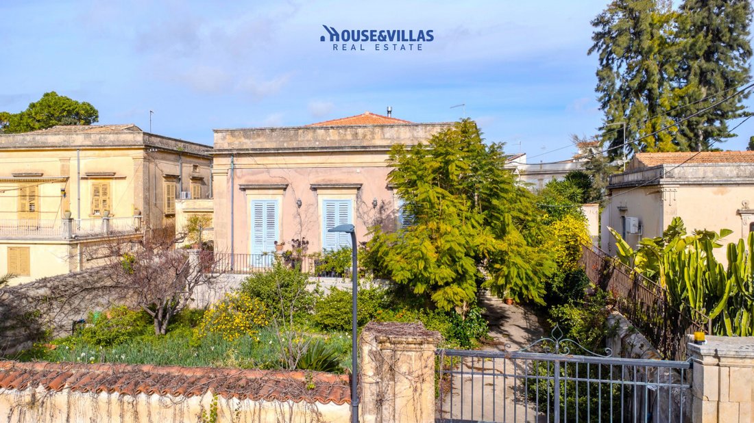 Villa in San Corrado di Fuori, Sicily, Italy 3 - 17728413