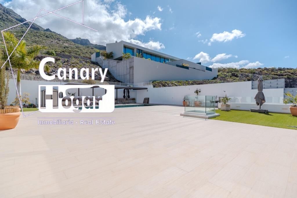 Villa in Adeje, Canary Islands, Spain 4 - 17730703