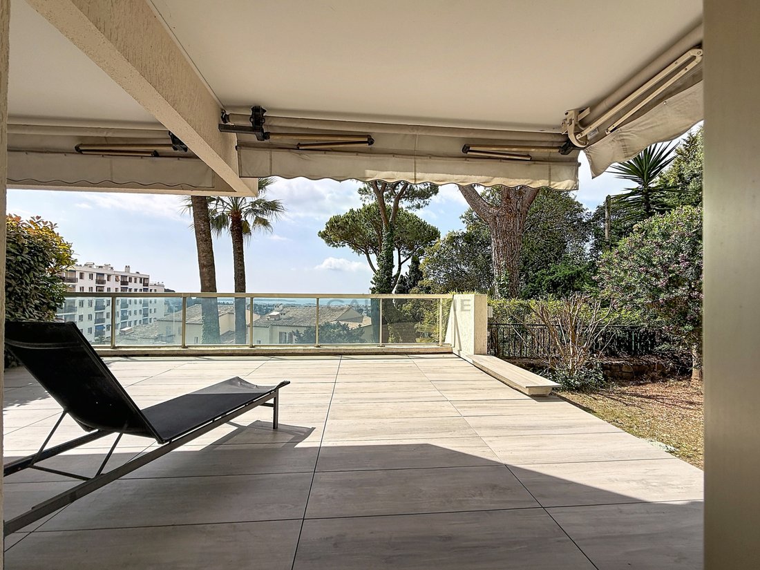 Apartment in Vieux Cannet, Le Cannet, France 2 - 17730203
