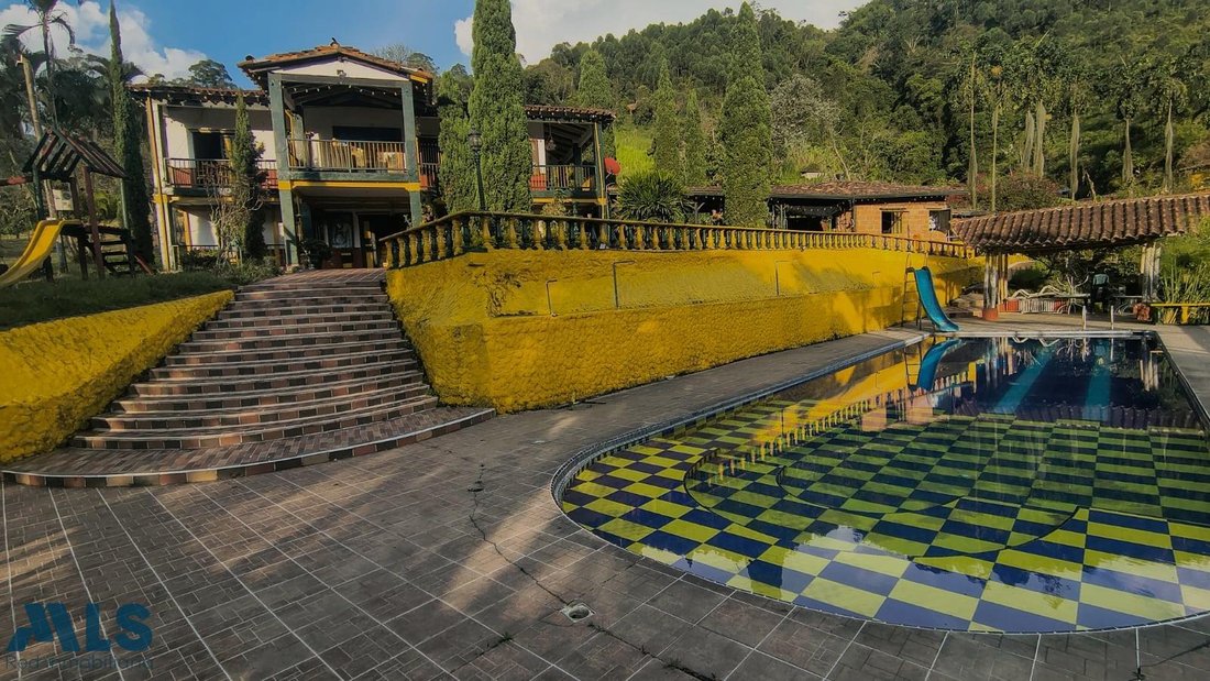 House in Amagá, Antioquia, Colombia 3 - 17727414